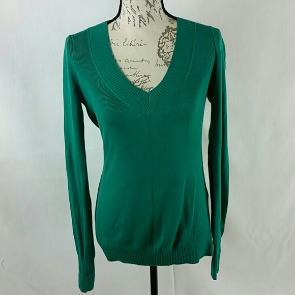 Express Sweaters - Express green v-neck sweater